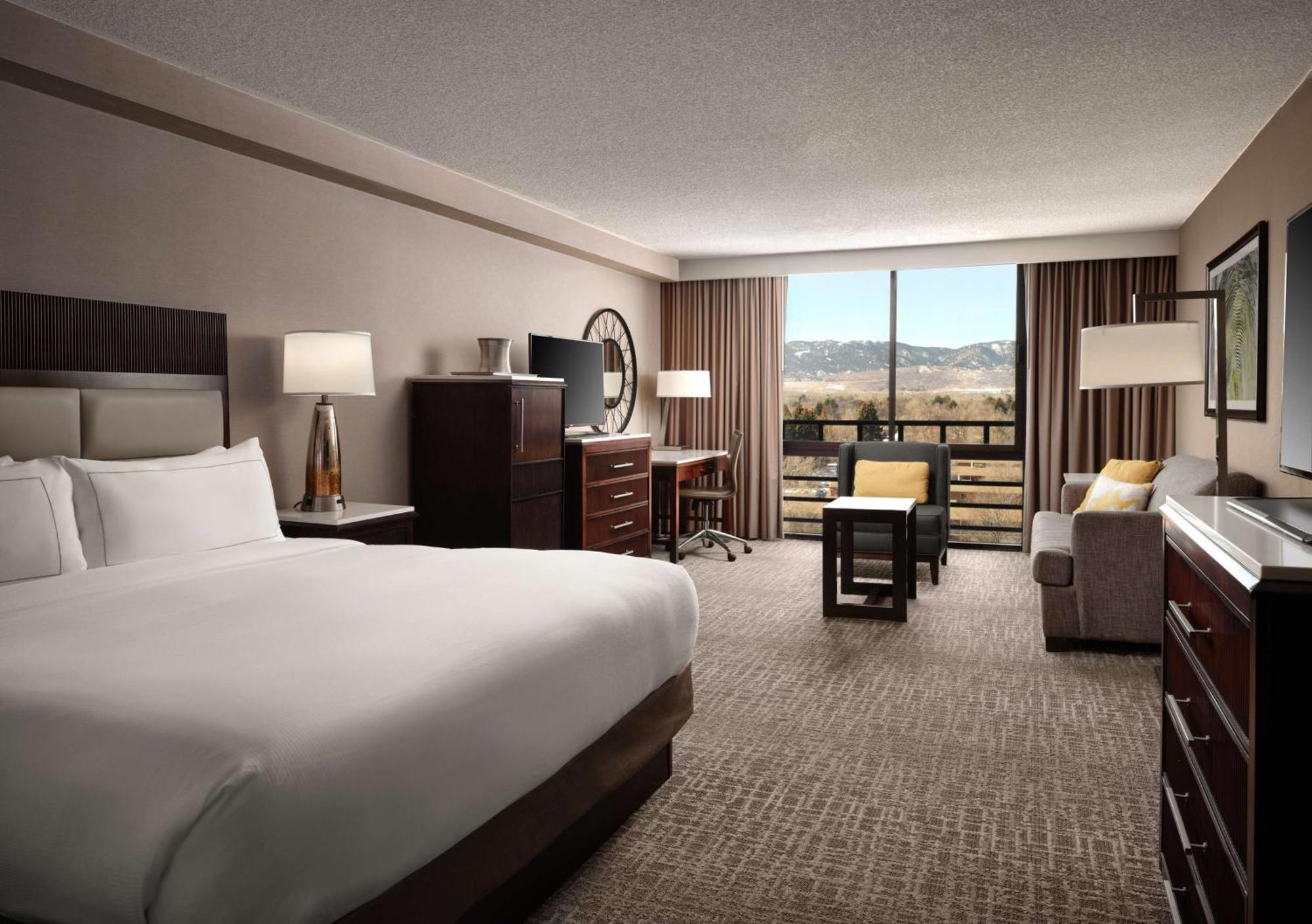 Hilton Fort Collins Exterior foto
